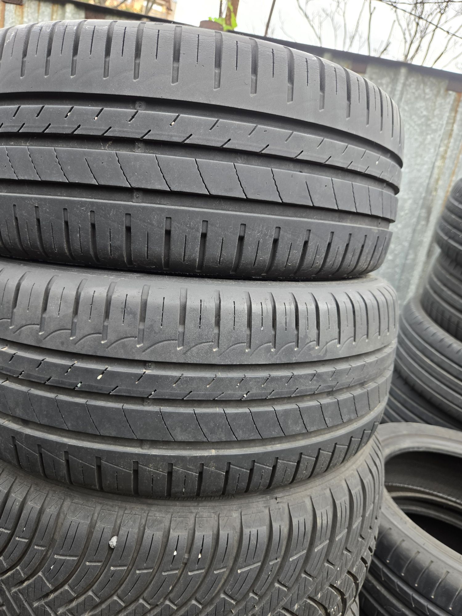 2бр. 195 45 16 Goodyear летни.