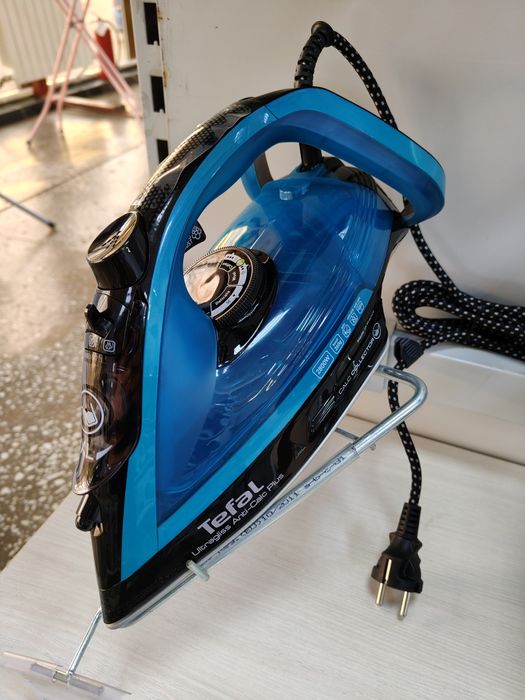 Утюг Tefal FV6832 (Новый)