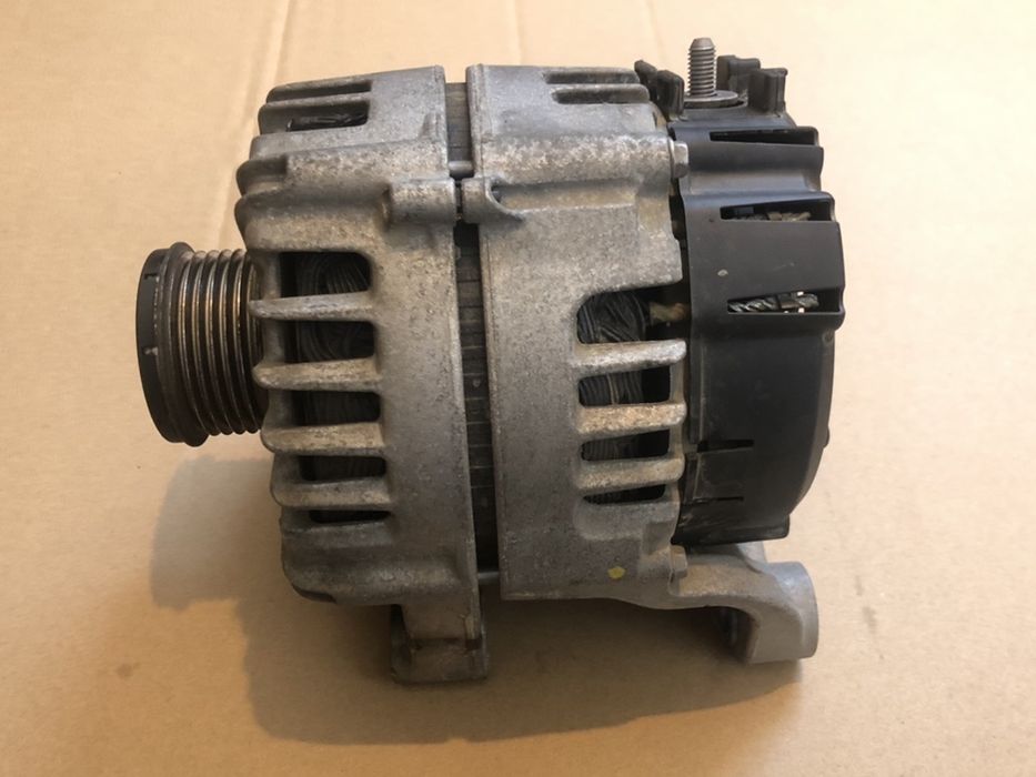 Compresor ac / Alternator BMW F10 F01 F15 F16 3.0D N57D30A 258