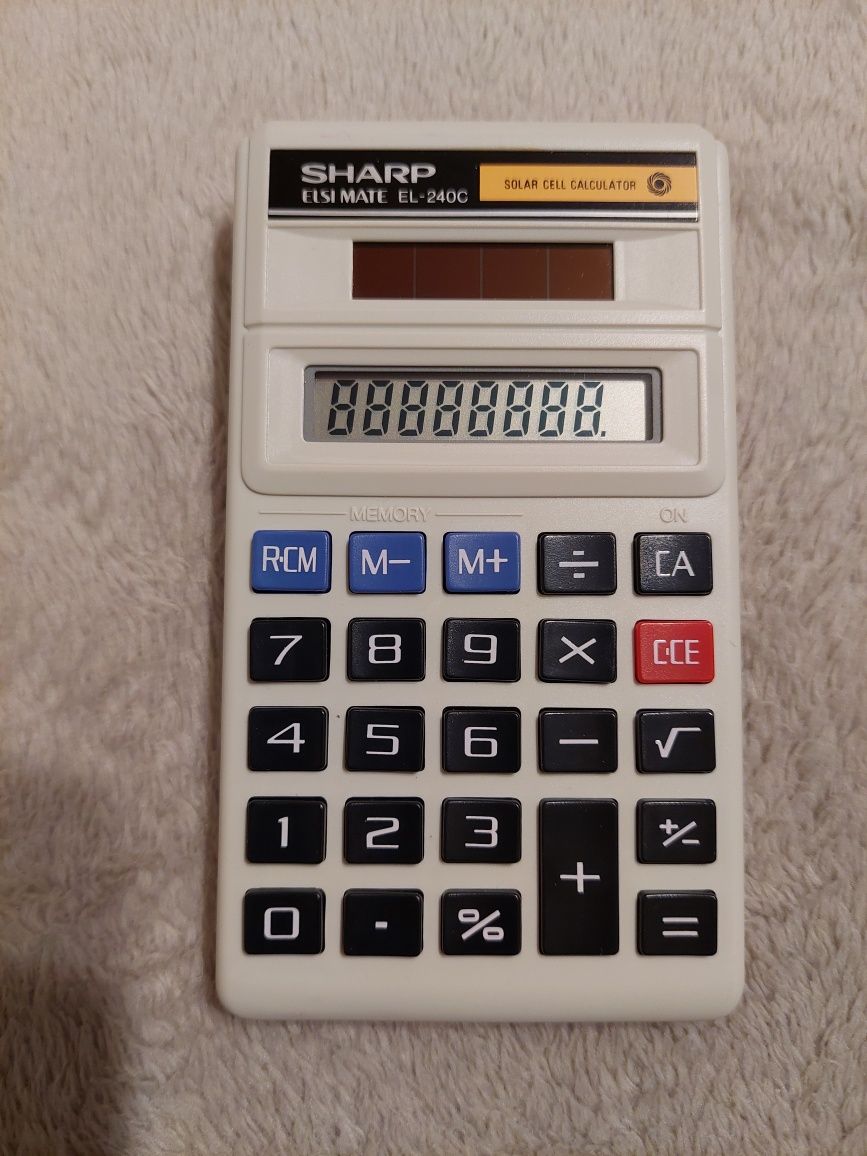 Calculator de buzunar solar Sharp vintage