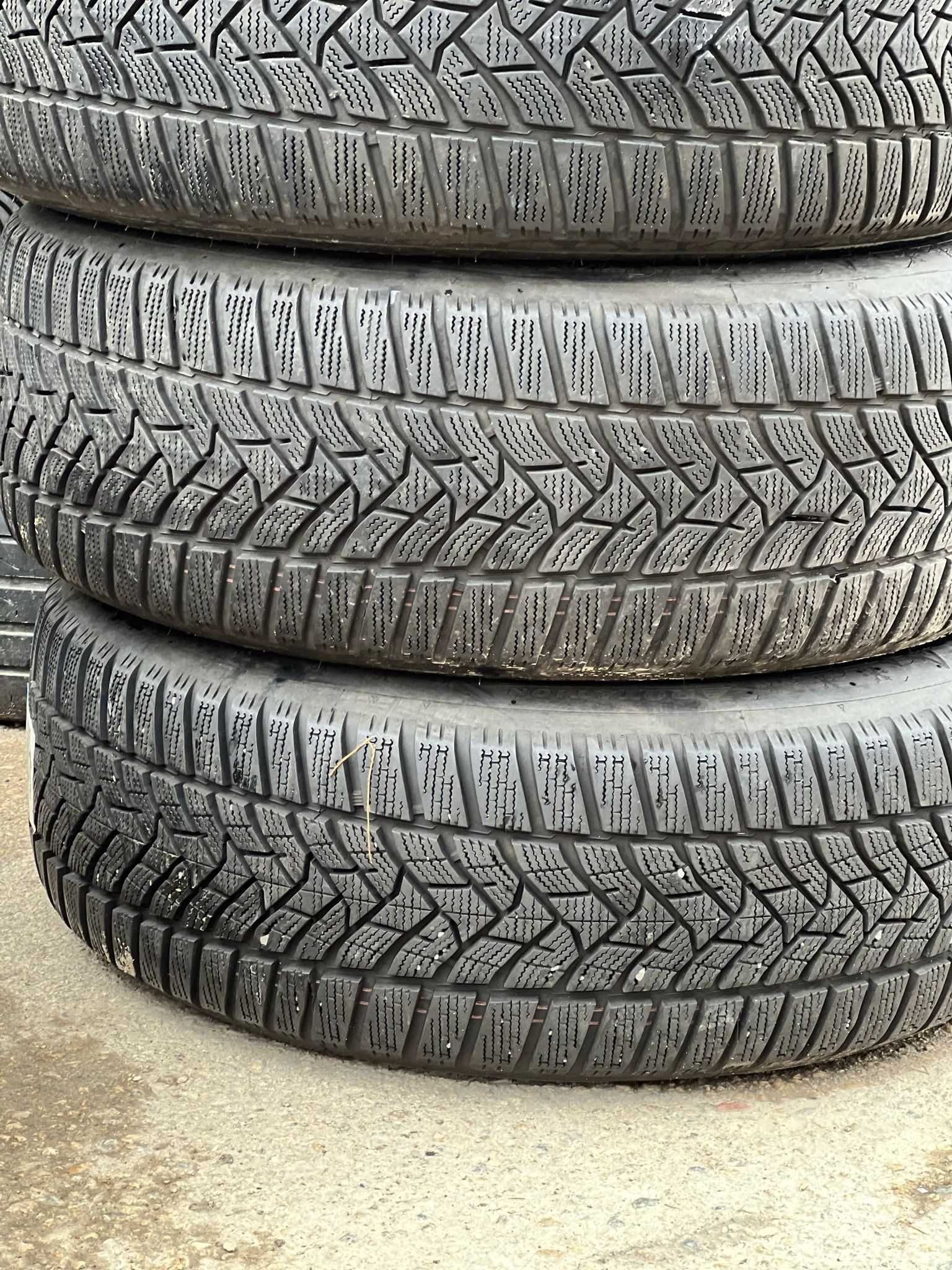 Зимни гуми 215 55 17 Dunlop Winter Sport 5 3421 без лепенки и фитили