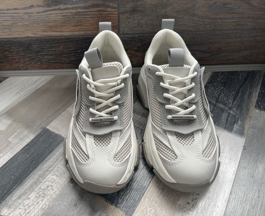 Спортни обувки Steve madden