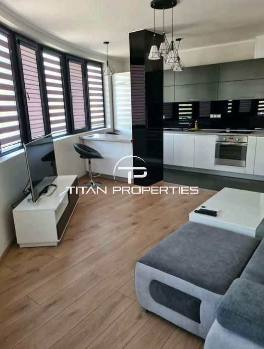 Дава се под наем Двустаен апартамент в Варна, Младост 2 - 55 кв.м за 613 € - Снимка #3