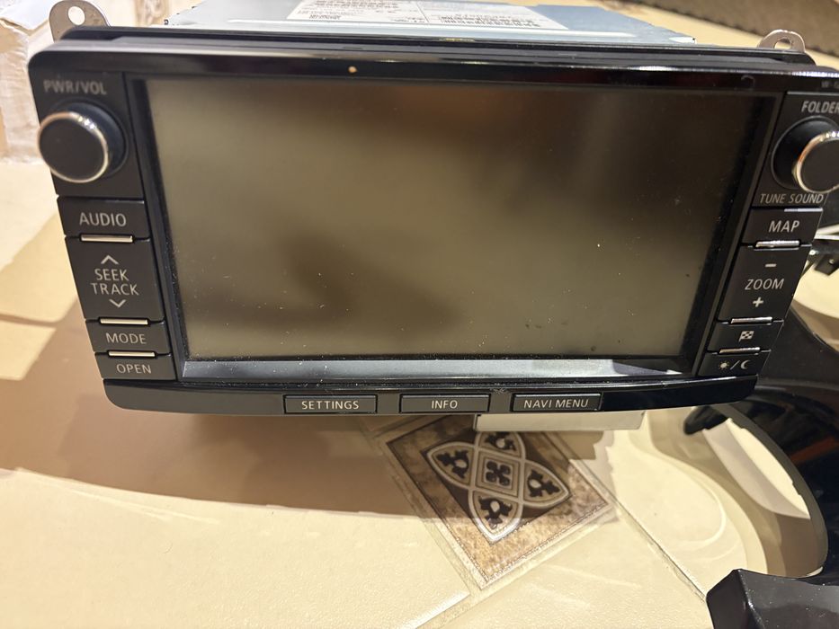 Navigatie Originala Outlander(hibrid)