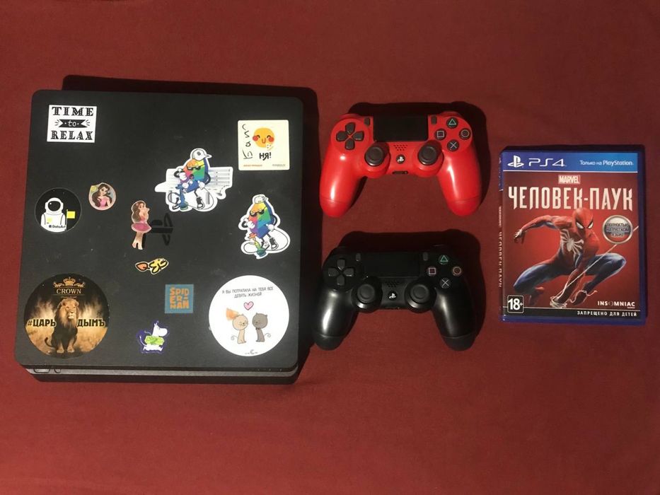 PlayStation 4 512gb + 2 геймпада