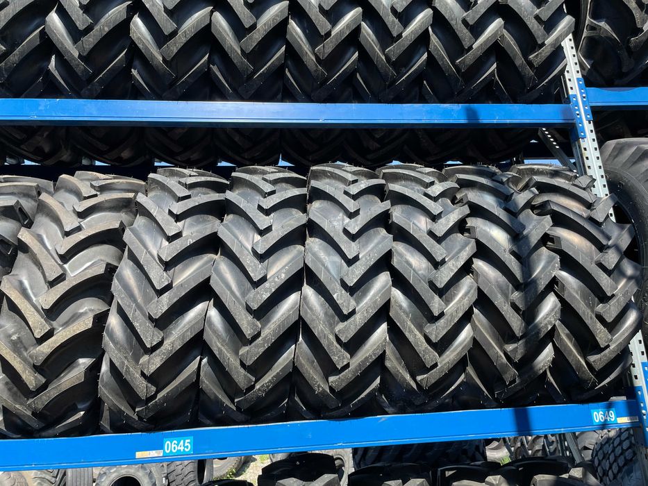 Cauciucuri noi 14.9-28 pentru tractor spate cu 8 pliuri marca TATKO