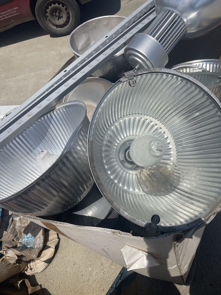 Lampa industriala