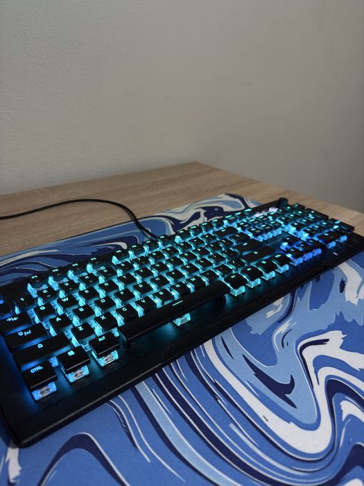 Клавиатура Roccat Vulcan Pro