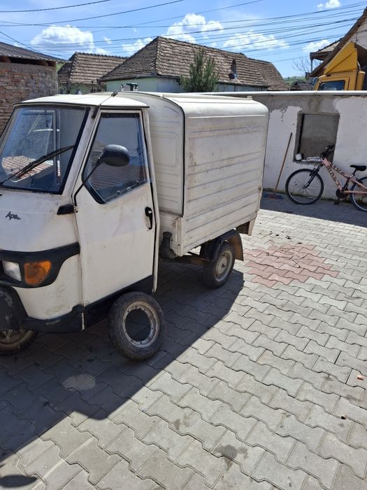 Vând Piaggio Tuc Tuc