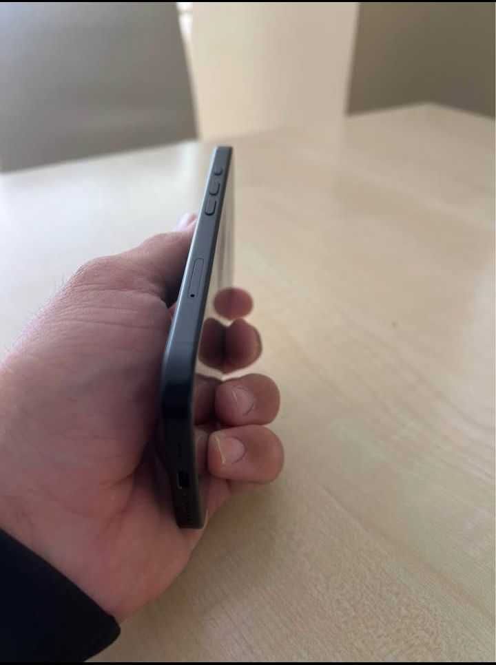 Iphone 15 va iphone 16 i