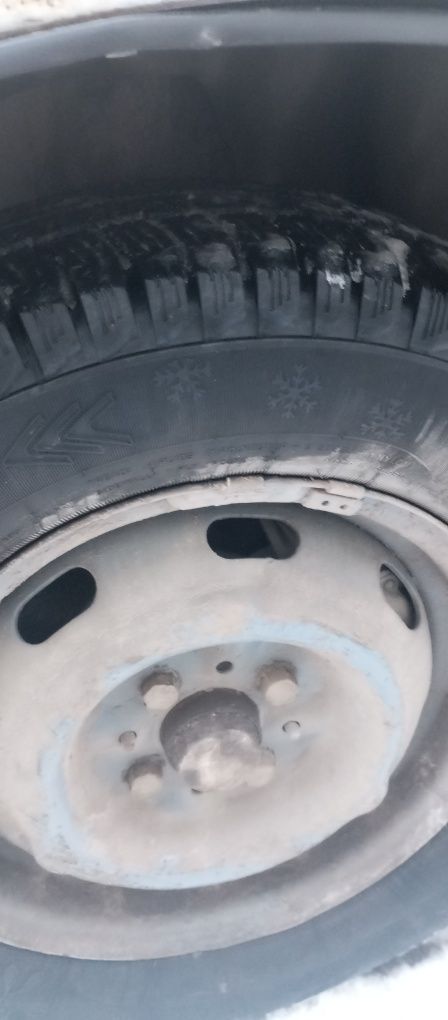 Продается резина 13 зимняя