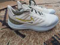 Дамски маратонки Nike