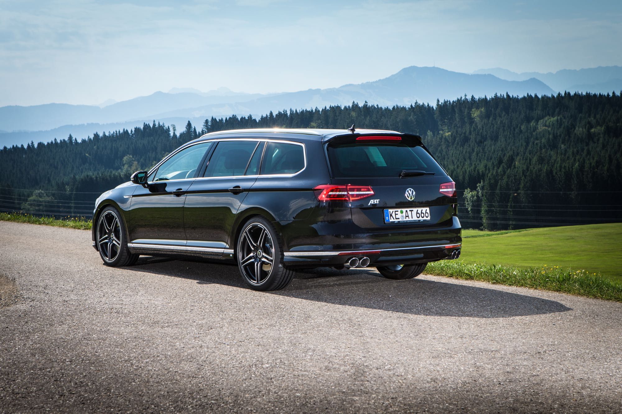 VW Passat Комби /B8/ 2014-2023 ABT Заден Спойлер