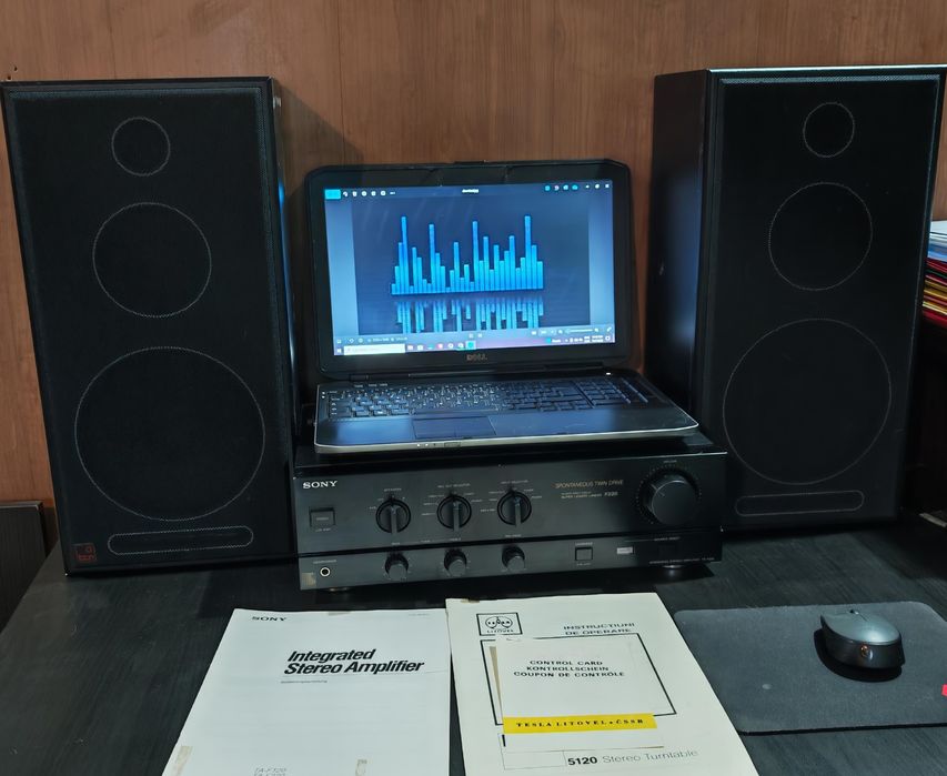 Amplificator Sony 2 x 80w + 2 boxe 100w vând sau schimb cu telefon