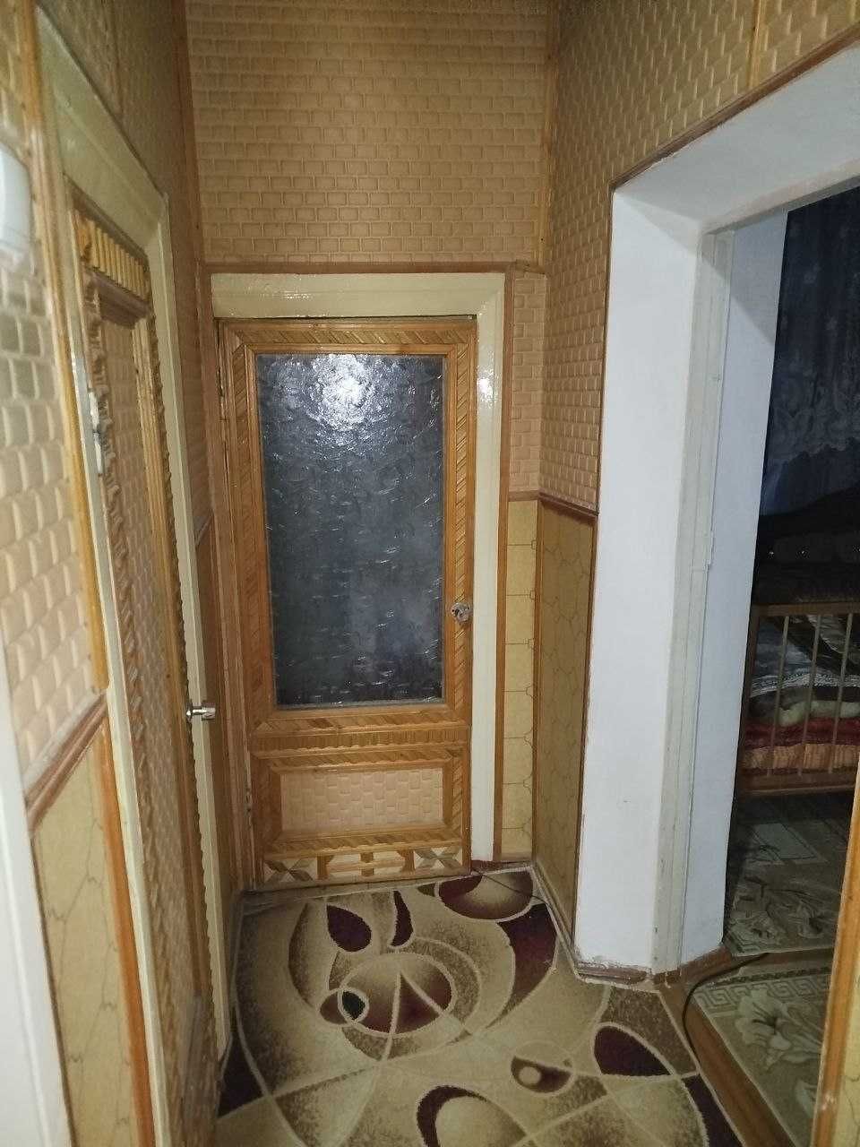 продается квартира 2 комнатная 56кв на против Сельмаш завод
