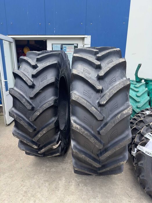 Cauciuc 580/70 R38 Gri radiale noi pentru tractor spate pret cu tva