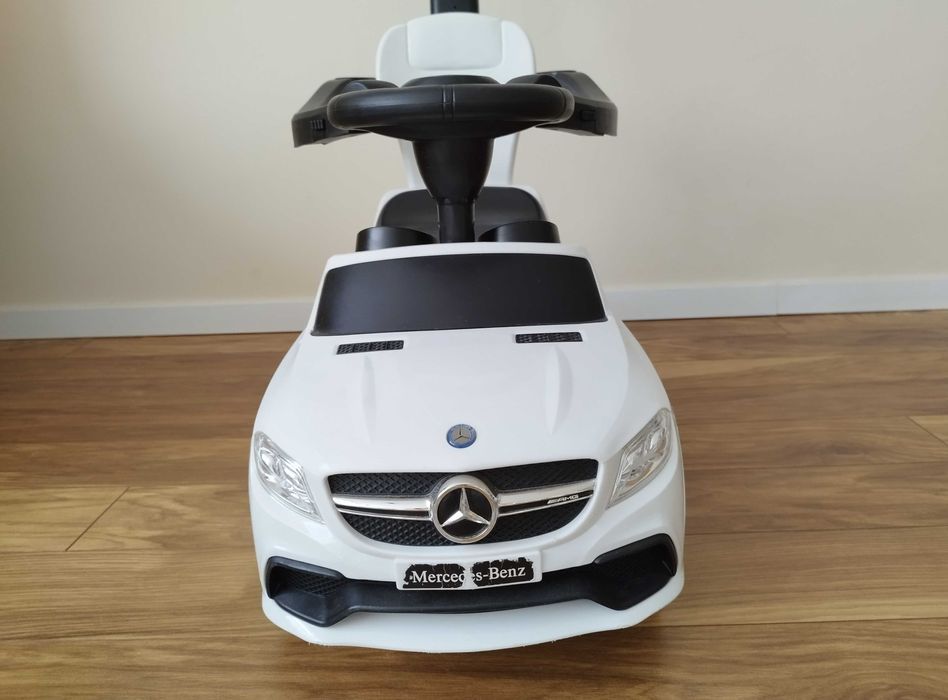 БЯЛ MERCEDES Кола за яздене с дръжка за бутане Mercedes-benz