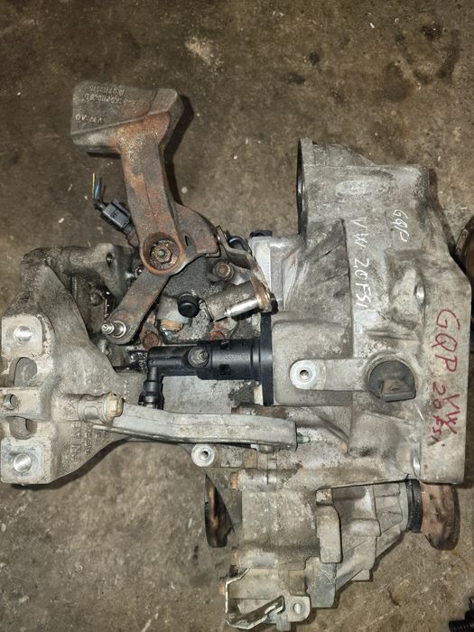 Cutie viteza Skoda Octavia 2 motor 2.0fsi ,BLR,GQP