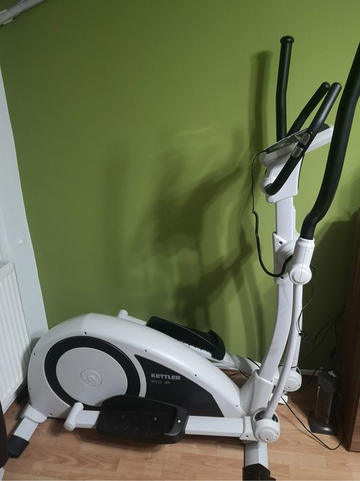 Vănd bicicletă eliptică Kettler Revo P
