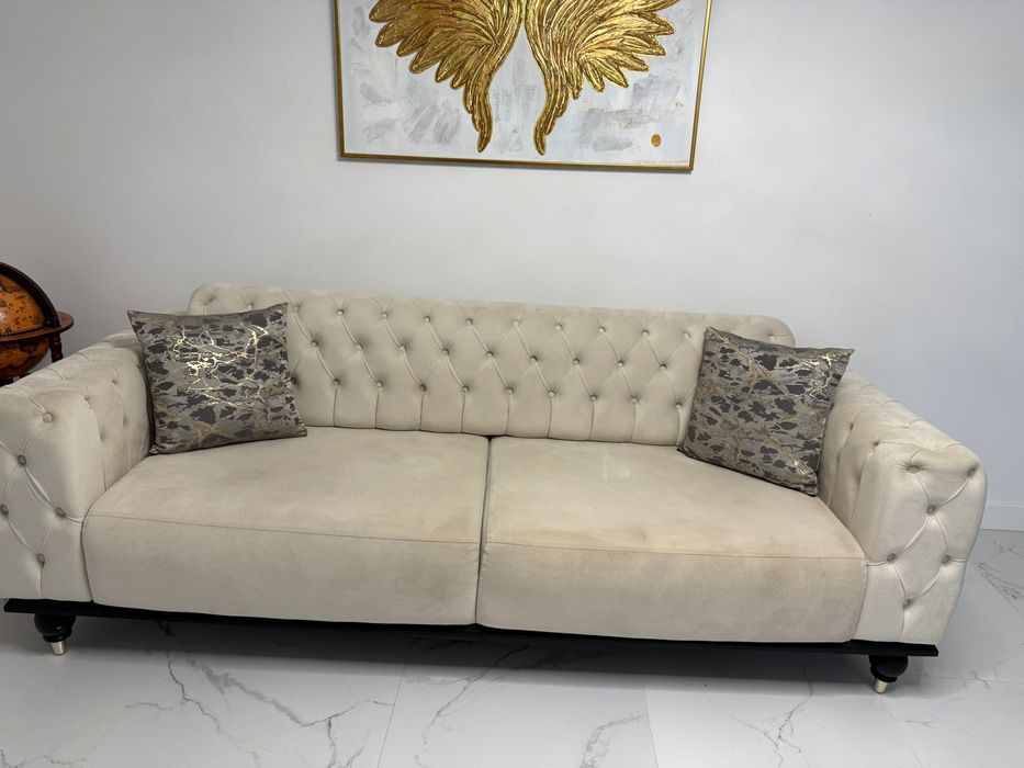 Canapea extensibila, catifea crem