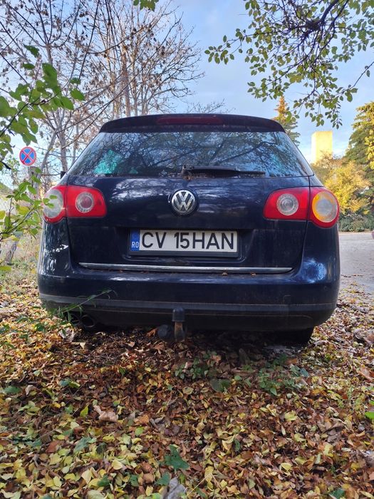 Volkswagen Passat B6 2.0 TDI CBBB – pentru piese sau reparație, acte î