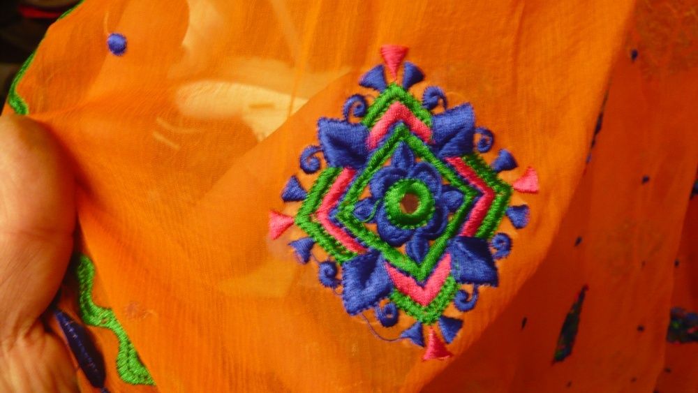 vand costum indian ptr dame complect