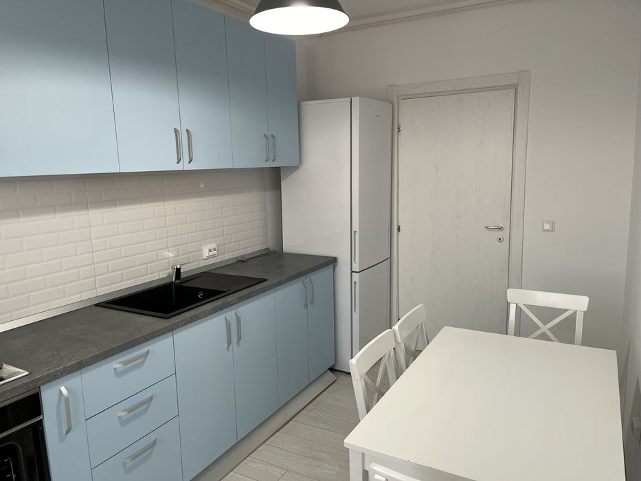 Ap. de inchiriat, 2 camere