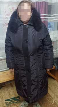 Продам пальто зимнее женское.