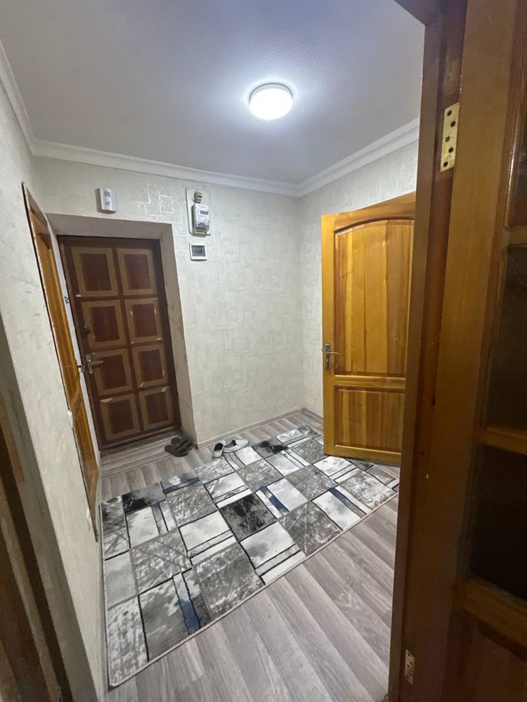 Аренда Mirzo Ulugbek metro  4хона 450 дол оила акуратный одамларга