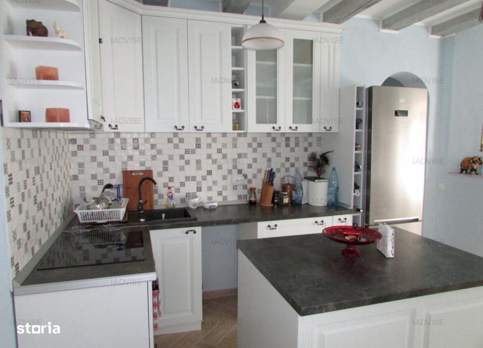 Casa superba utilata mobilata Rasnov, pretabila si pentru doua familii