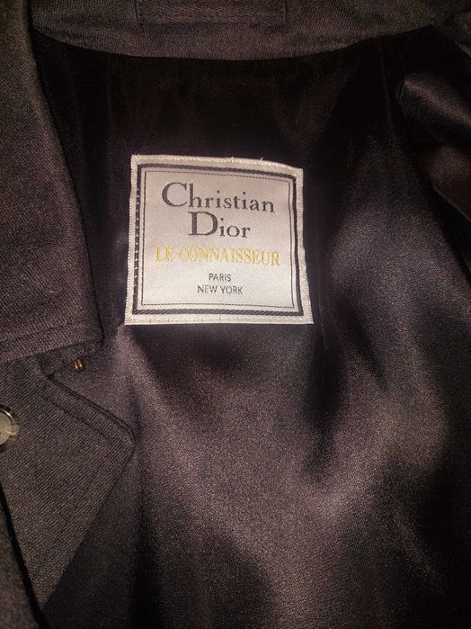Christian Dior,  palton (trench coat) lână