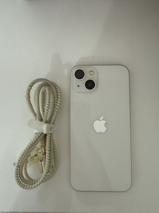 iPhone 13 в хорошем состоянии аккумулятор 80%