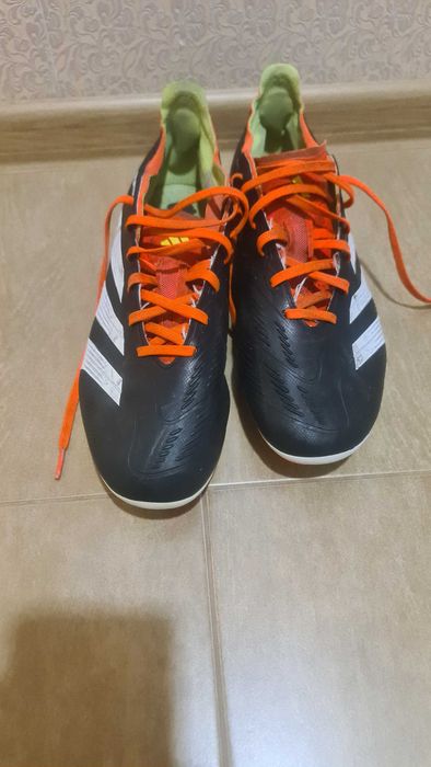 Бутонки Adidas Predator