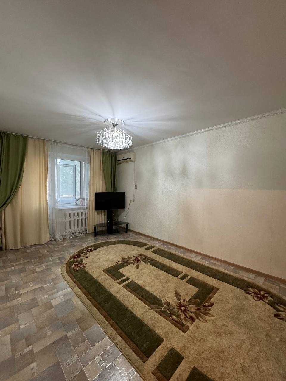 Продам 2 к.кв. на 8 мкр