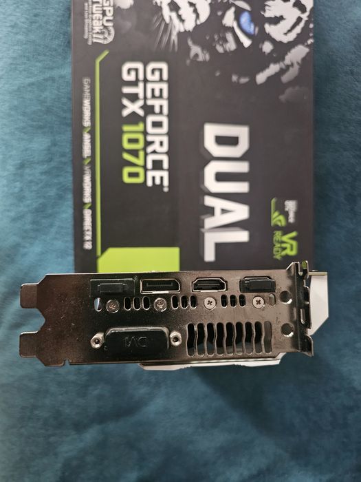 Placa video Asus GeForce GTX 1070 Dual OC 8gb/256mb