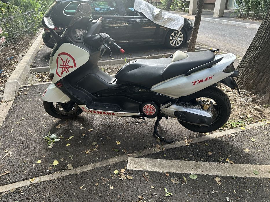 Yamaha T-Max 2001