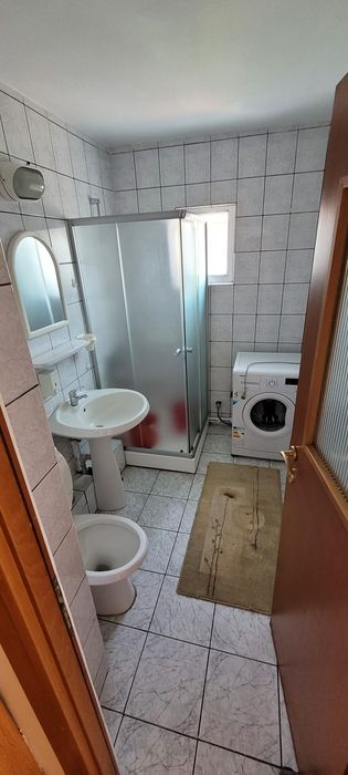 Apartament de inchiriat - 2 camere
