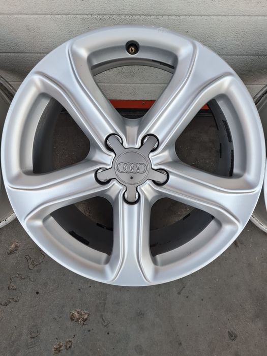 Оригинални джанти за АУДИ AUDI SEAT SKODA VW R17 5x112 ET45 7.5J