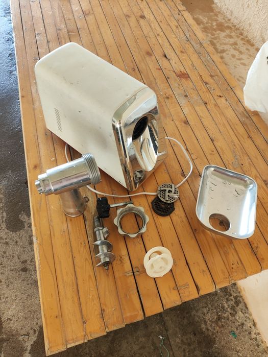 Продается мясорубка