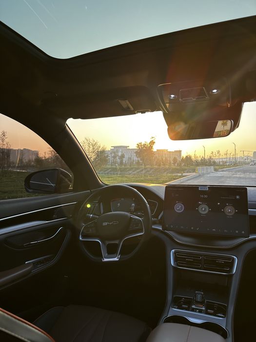 BYD champion 150 Gbrid Full 2024 Qora