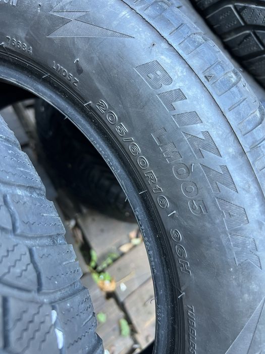 Cauciucuri iarna 205/60/16 Bridgestone