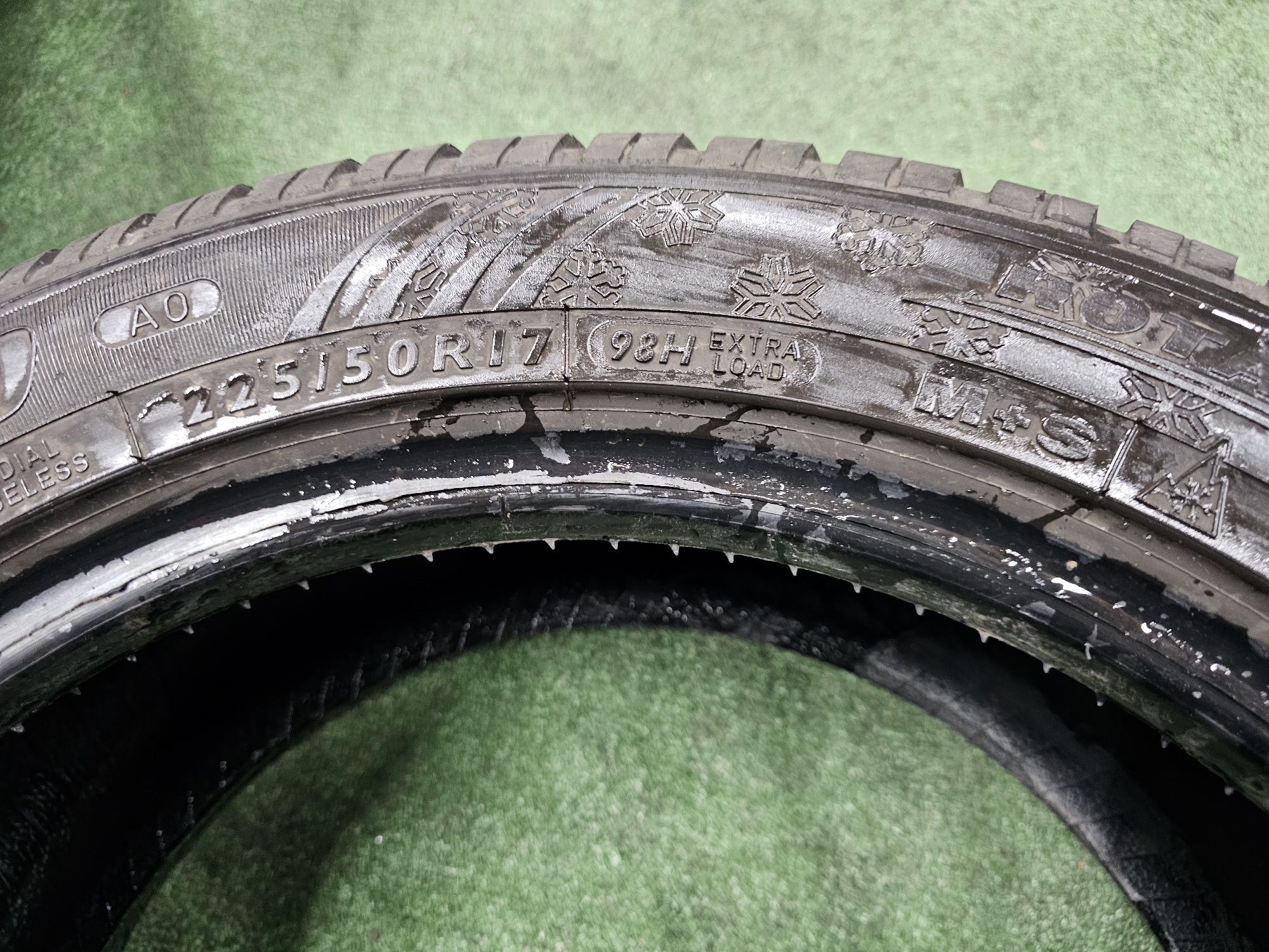 225 50 17 m+s dunlop