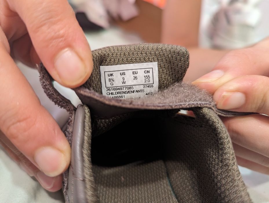 Adidași Clark's Pentru copii. Nr 26 Model  deosebit. Preț 130 ron