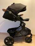 Cărucior Graco Near2Me Elite Noir+Scoica Graco SnugEssentials, i-Size