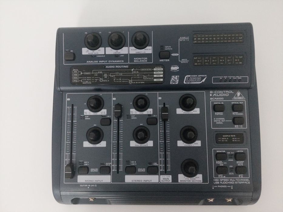 Interfata audio behringer BCA 2000