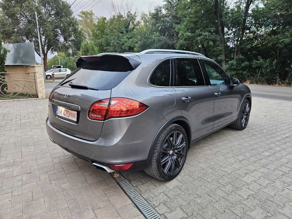 Porsche Cayenne S – V8 4.8L Benzină – 400 CP – 2010