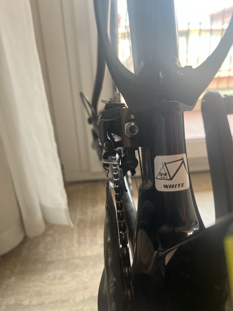 Bicicleta cursiera "White" marimea M - Shimano Ultegra