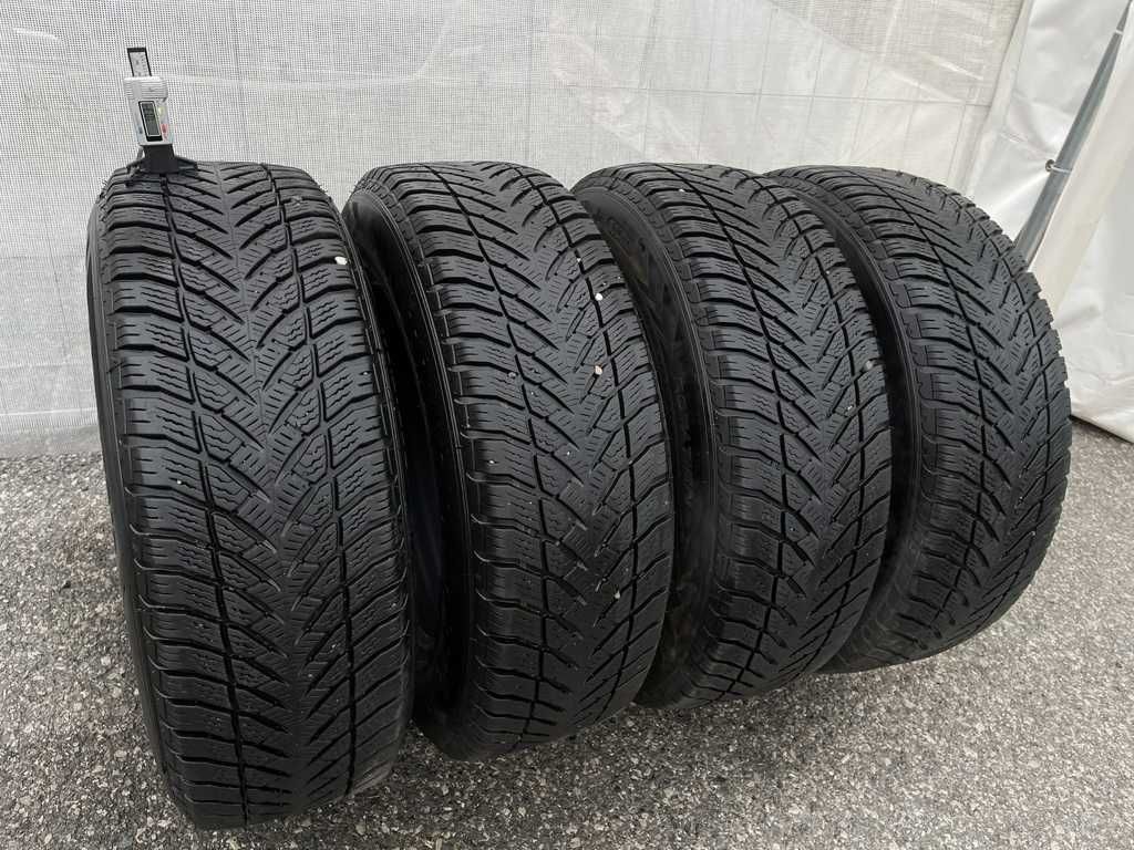 ЗИМНИ Гуми Goodyear 225/65/17