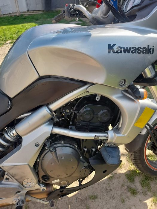 Vând kawasaki versys