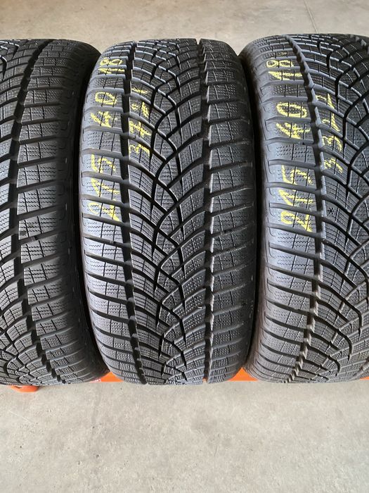 Anvelope iarna 215/40/18 Goodyear Ultra Grip Performance 215 40 18 R18